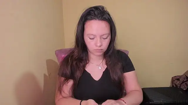 lauraguzman online show from 17, 6, 2026