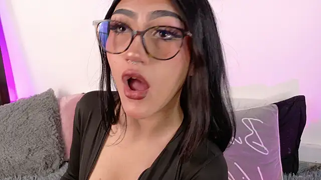 miluv19 online show from 30, 5, 2026