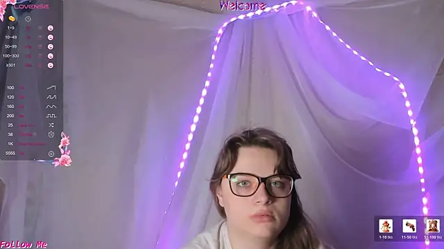 Seductive She Wolf online show from 19, 6, 2026