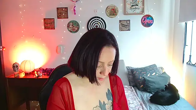 catalinamommyx online show from 21, 6, 2026