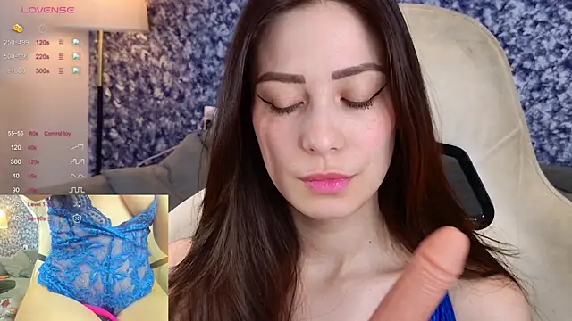 Snapshot of Miss_Mia_Murr chatting on 24, 6, 2026 Miss Mia Murr online show from 24, 6, 2026