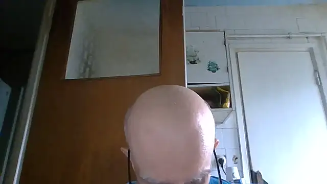 Snapshot of mariusica1@xh chatting on 6, 6, 2026 mariusica1xh online show from 6, 6, 2026