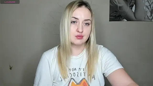 KennaJamess8 online show from 28, 12, 2024