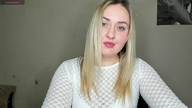 KennaJamess8 online show from 2, 1, 2025