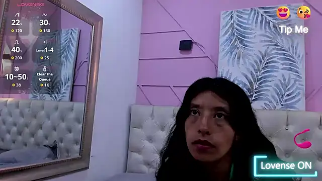 Snapshot of karolinee_66_ chatting on 20, 5, 2026 karolinee 66 online show from 20, 5, 2026