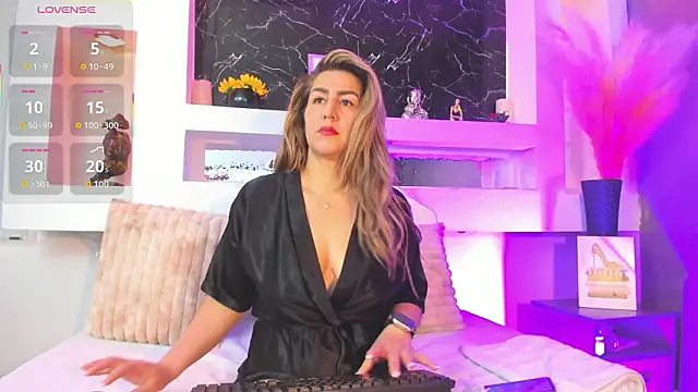 Snapshot of Cinthya_mjs chatting on 23, 3, 2026 Cinthya mjs online show from 23, 3, 2026