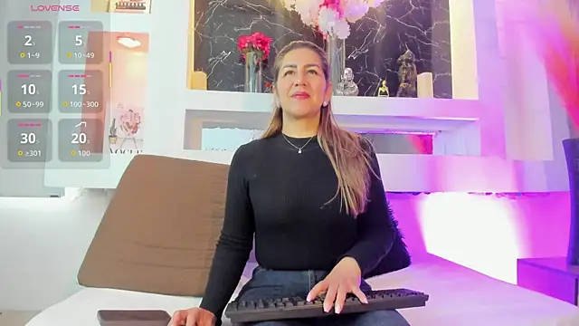 Snapshot of Cinthya_mjs chatting on 21, 4, 2026 Cinthya mjs online show from 21, 4, 2026