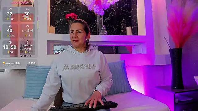 Snapshot of Cinthya_mjs chatting on 25, 4, 2026 Cinthya mjs online show from 25, 4, 2026