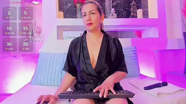 Snapshot of Cinthya_mjs chatting on 29, 4, 2026 Cinthya mjs online show from 29, 4, 2026