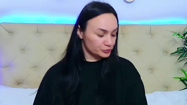 DaliyaArabian online show from 4, 6, 2026