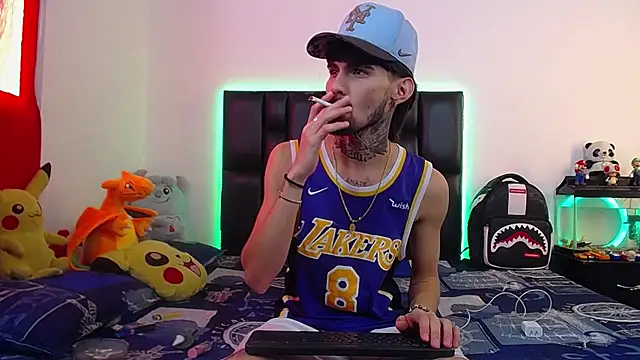 Brutal Sex Fucking online show from 24, 6, 2026