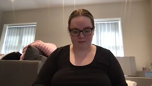 honeyyy24 online show from 14, 5, 2026