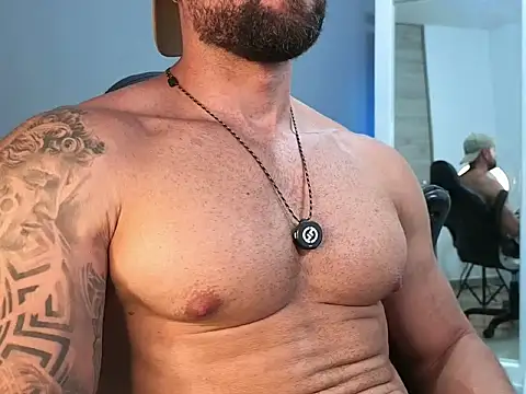 OwenMaximus814 online show from 16, 6, 2026