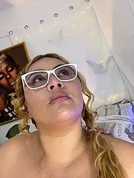 AshleyVXo online show from 18, 6, 2026
