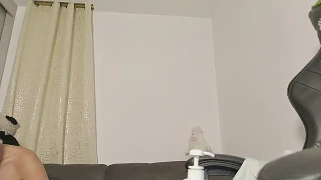 Snapshot of miss_valery2 chatting on 10, 6, 2026 miss valery2 online show from 10, 6, 2026