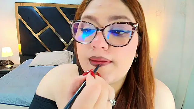 Camiila Osorio online show from 17, 6, 2026