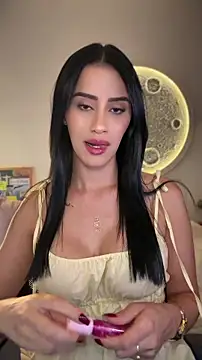 SarahhSmitth1 online show from 25, 5, 2026