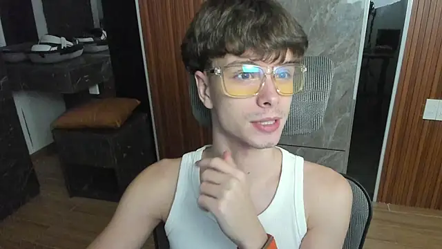 calvin love you online show from 8, 6, 2026