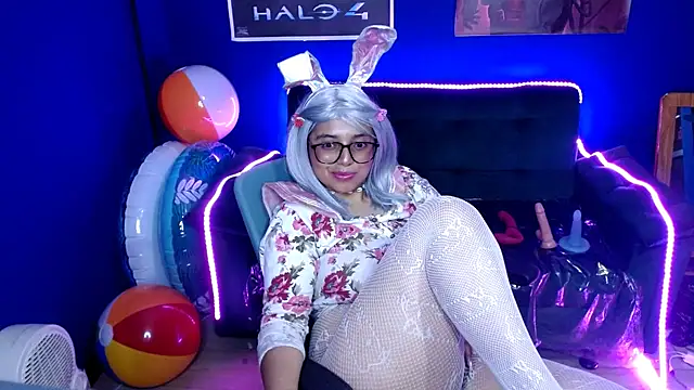 X CHERRY XX online show from 11, 12, 2024