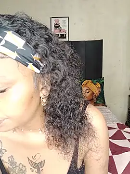 quenliyasa online show from 5, 6, 2026