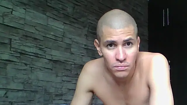Sexylatin64 online show from 27, 5, 2026