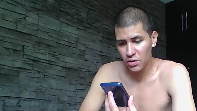 Sexylatin64 online show from 17, 6, 2026