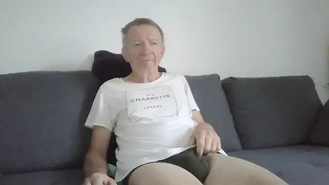 naturiste974 online show from 16, 6, 2026