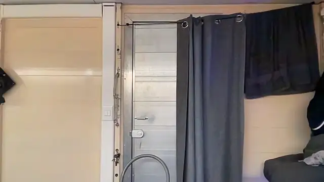 Jhuppezzz online show from 9, 12, 2024
