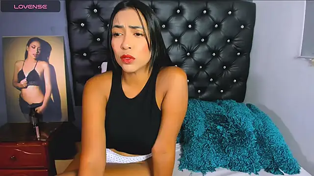 catalinamuss  online show from 9, 6, 2026