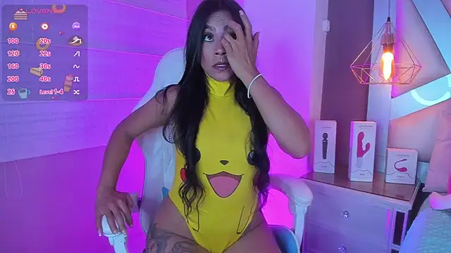 Snapshot of Amber_villalobos_ chatting on 21, 5, 2026 Amber villalobos online show from 21, 5, 2026