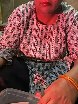 Tameesh sexy mistress online show from 14, 6, 2026