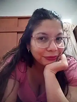 Carliina Soussa online show from 8, 6, 2026