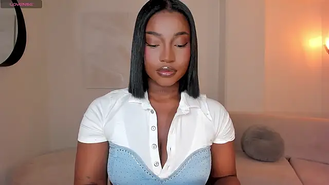 Snapshot of SavannahStorm chatting on 13, 6, 2026 SavannahStorm online show from 13, 6, 2026
