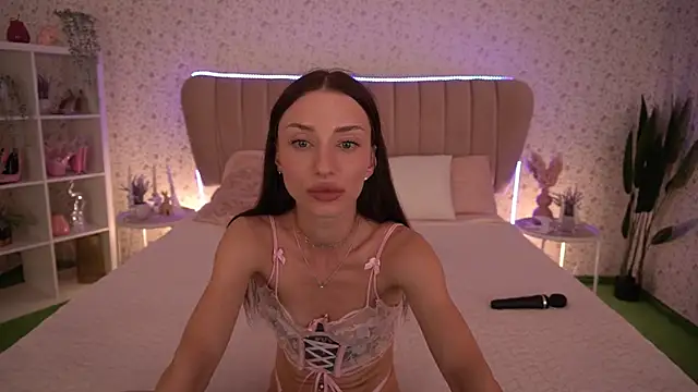 Alice Arwen online show from 5, 6, 2026