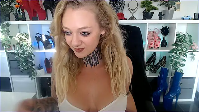 Valery Venom online show from 4, 5, 2026