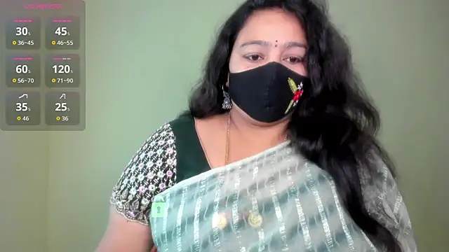 neelu-hoty online show from 22, 6, 2026