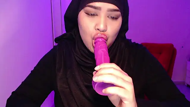 VenussTits97 online show from 13, 6, 2026