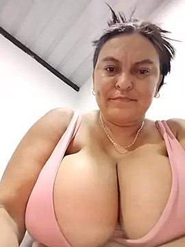 Horny-Mommy-Dirty online show from 17, 6, 2026