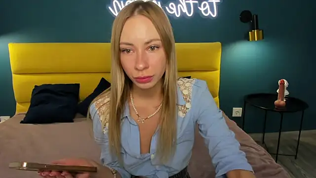 Diana Garrett online show from 12, 6, 2026