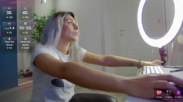 CelineMeyerr online show from 22, 5, 2026