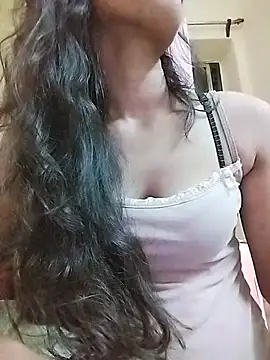 MISSQUEEN48 online show from 7, 6, 2026
