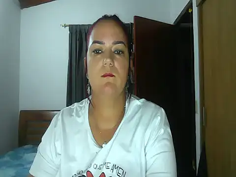 luna withe online show from 11, 6, 2026