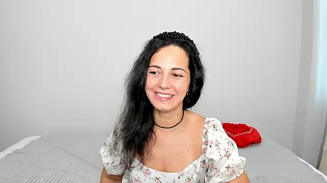 Linda Insatiable online show from 14, 6, 2026