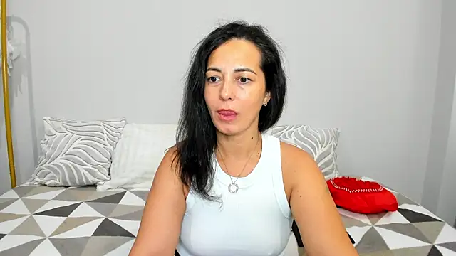 Linda Insatiable online show from 21, 6, 2026