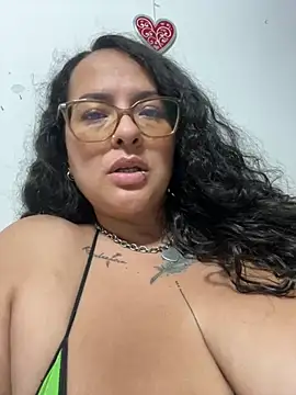 KarllaWalker online show from 9, 6, 2026