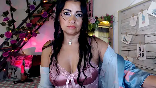 luna sky83 online show from 18, 6, 2026
