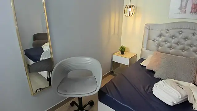escarleth   online show from 16, 6, 2026
