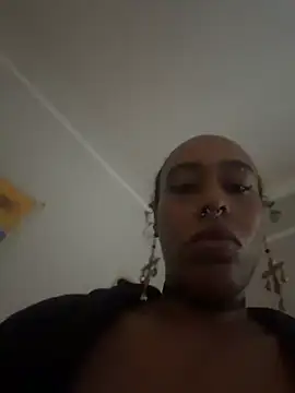 loveluna8 online show from 13, 6, 2026