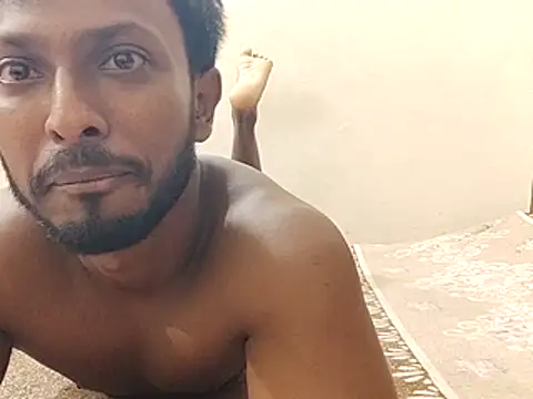 Snapshot of HunkyAriyan chatting on 13, 6, 2026 HunkyAriyan online show from 13, 6, 2026
