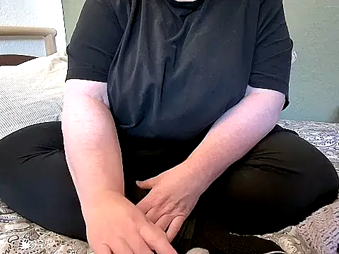MarthaBriest online show from 10, 6, 2026